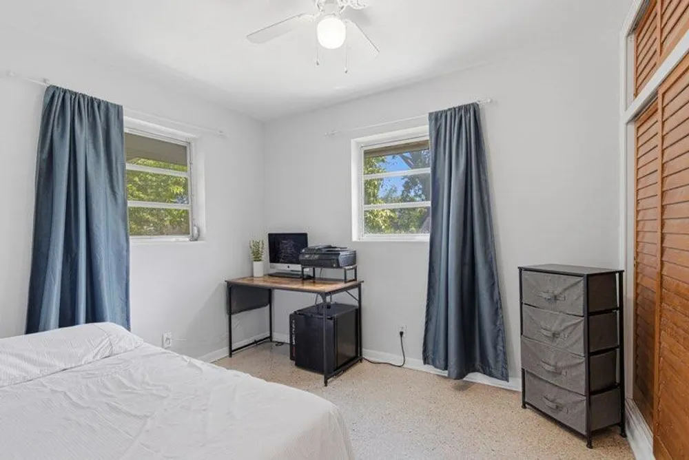 528 N A St, Lake Worth Beach, FL 33460