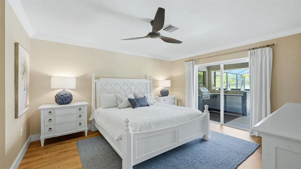 1929 Pebble Beach Ct, Venice, FL 34293