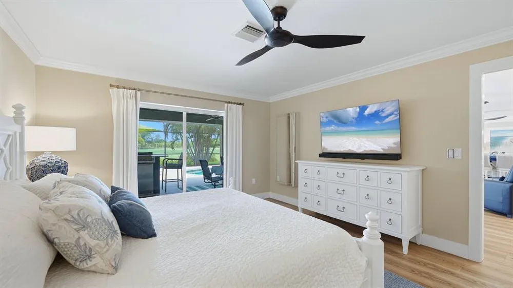 1929 Pebble Beach Ct, Venice, FL 34293