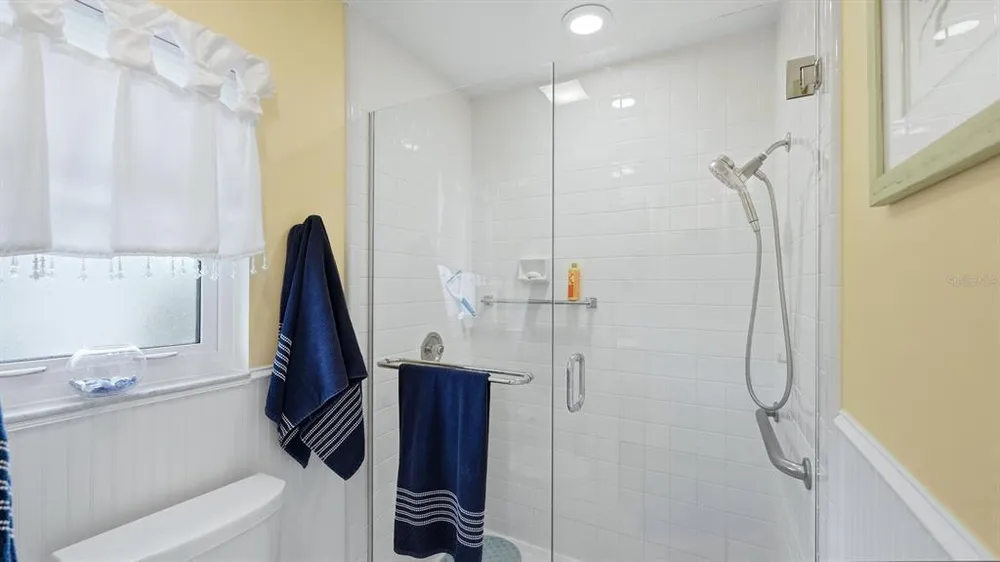 1929 Pebble Beach Ct, Venice, FL 34293