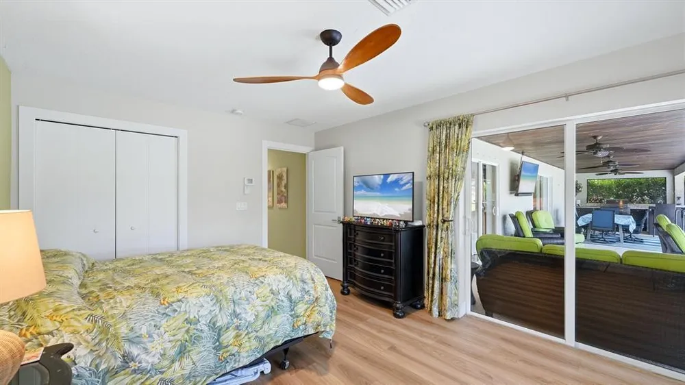 1929 Pebble Beach Ct, Venice, FL 34293