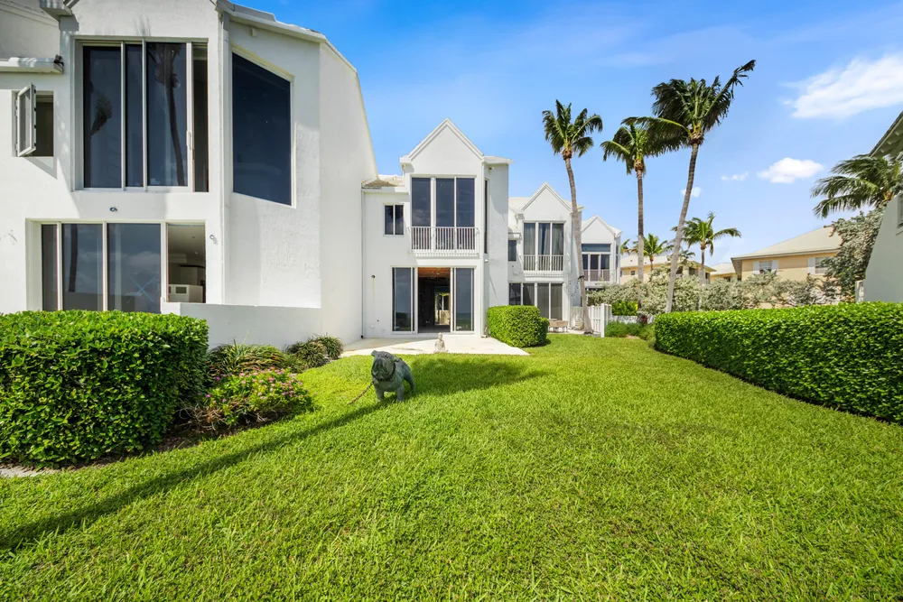 2115 S Ocean Blvd, Delray Beach, FL 33483