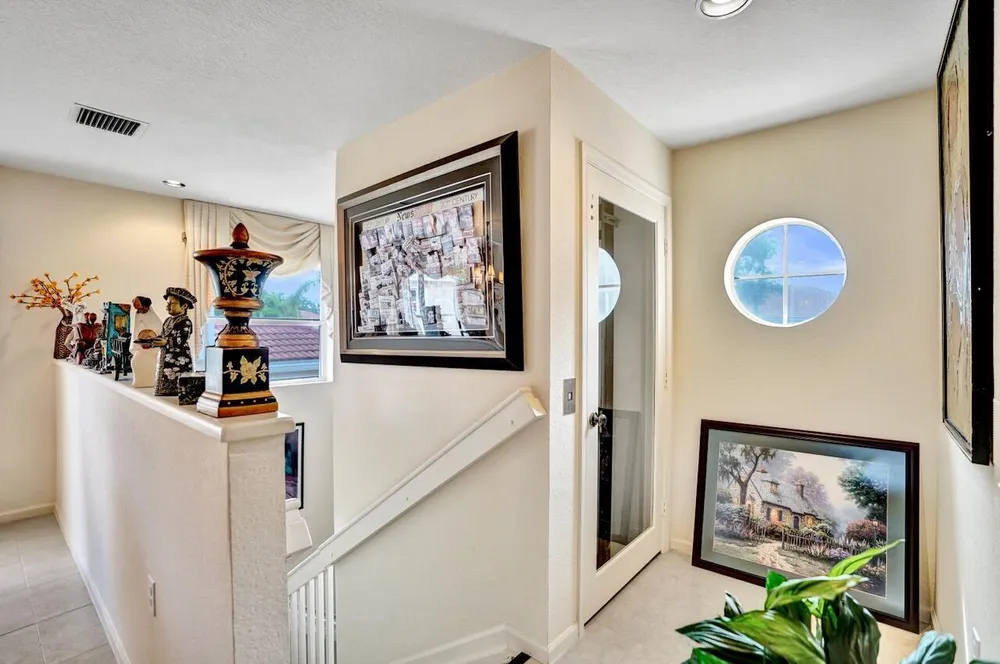 12434 Crystal Pointe Dr, Boynton Beach, FL 33437