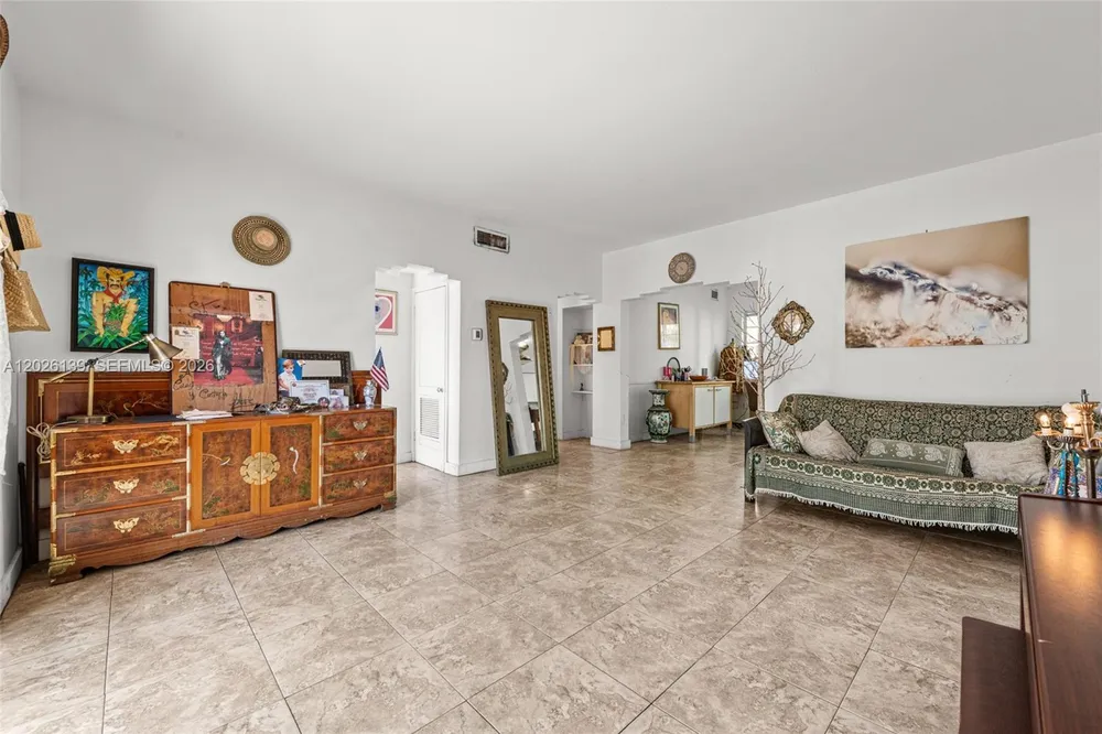 1460 West Ave, Miami Beach, FL 33139