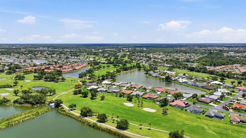 1929 Pebble Beach Ct, Venice, FL 34293