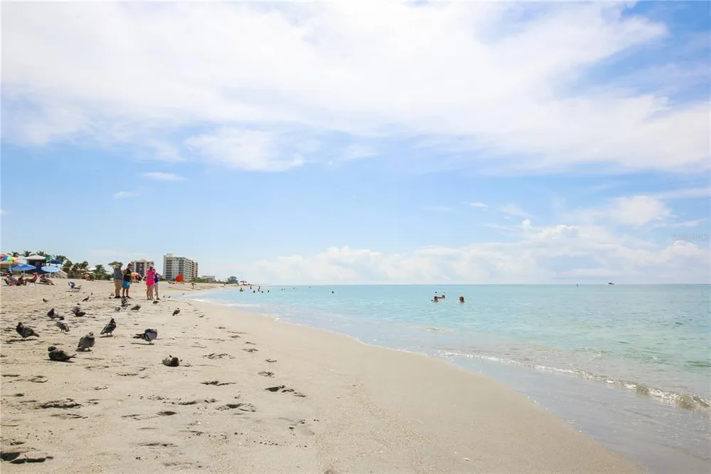 1929 Pebble Beach Ct, Venice, FL 34293