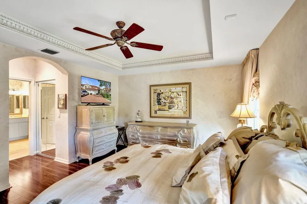 12434 Crystal Pointe Dr, Boynton Beach, FL 33437