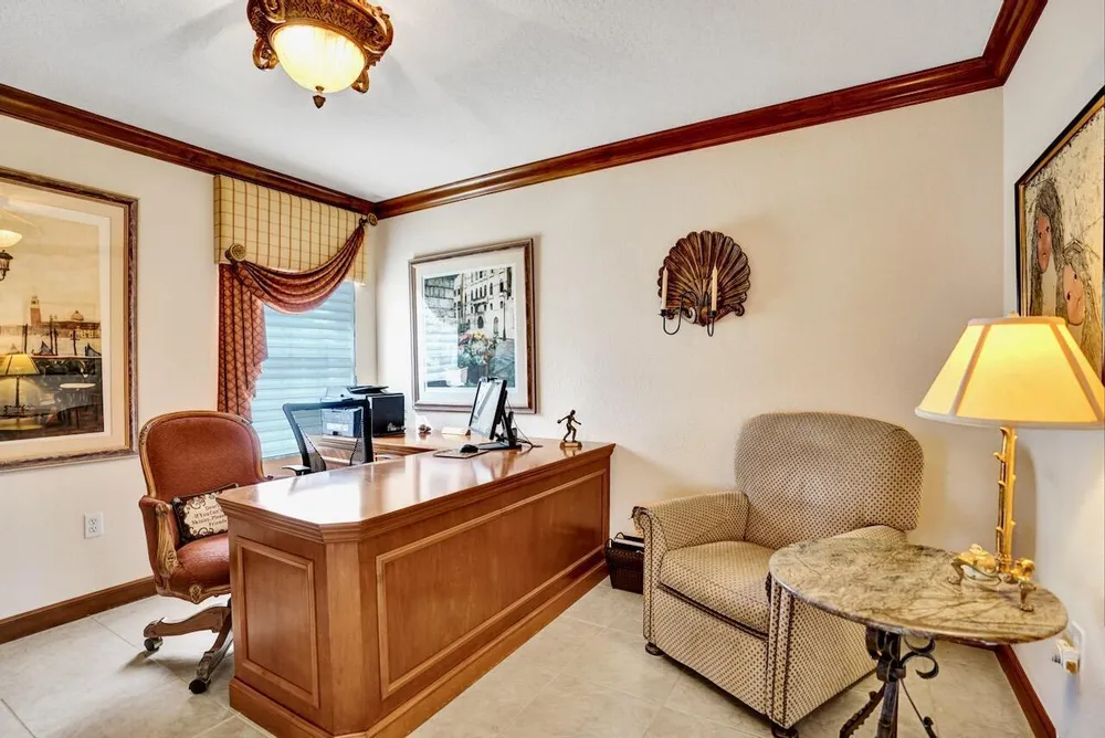 12434 Crystal Pointe Dr, Boynton Beach, FL 33437