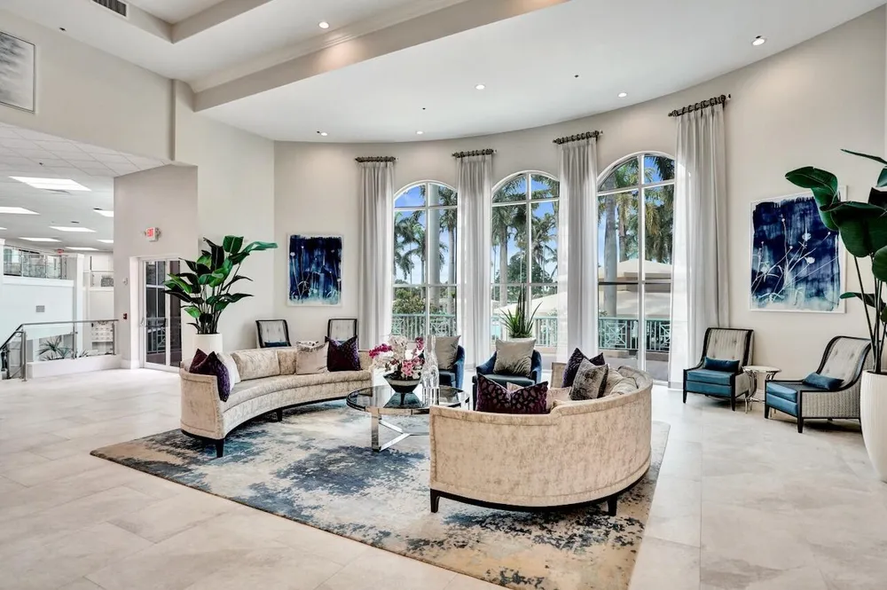 12434 Crystal Pointe Dr, Boynton Beach, FL 33437