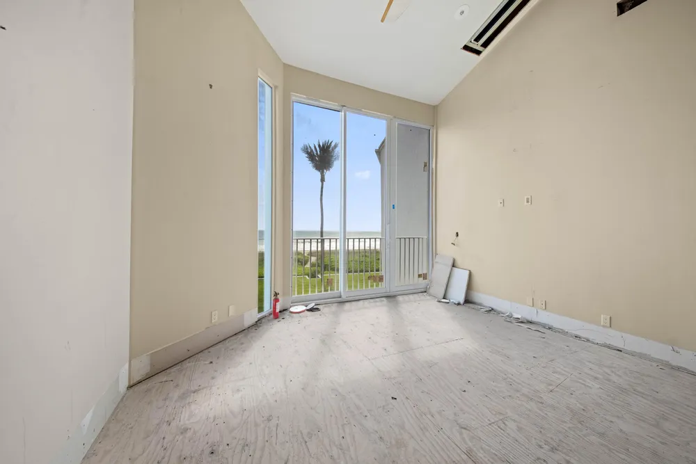 2115 S Ocean Blvd, Delray Beach, FL 33483