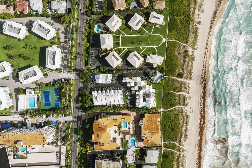 2115 S Ocean Blvd, Delray Beach, FL 33483