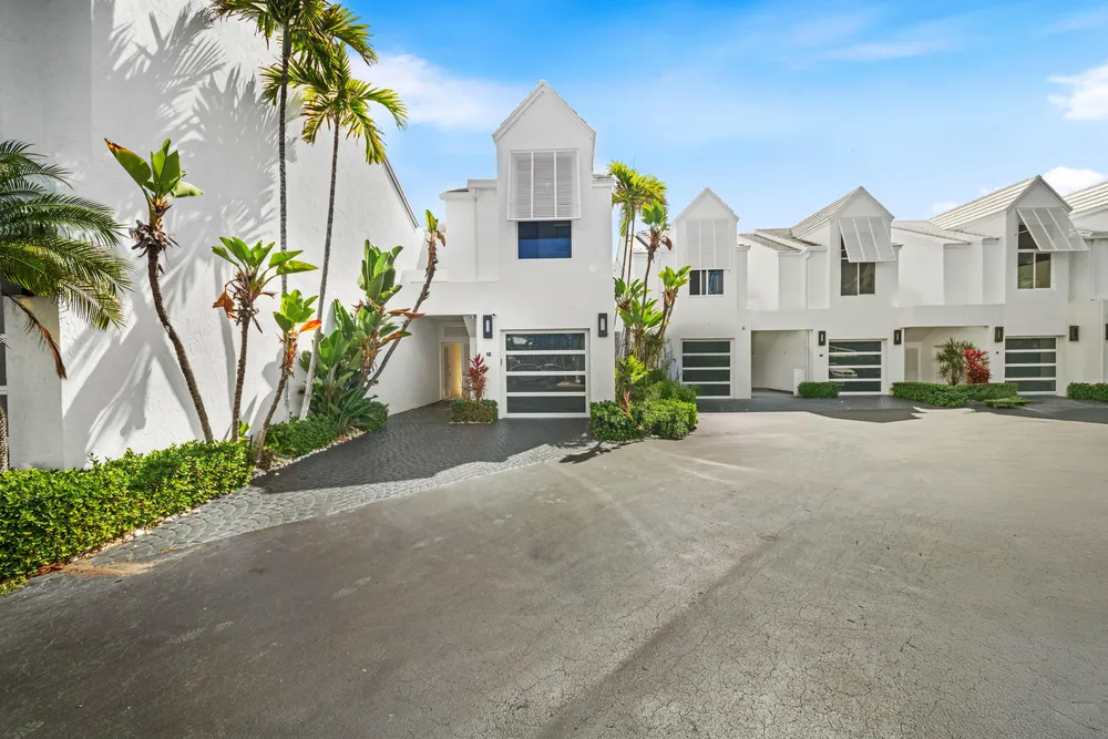 2115 S Ocean Blvd, Delray Beach, FL 33483