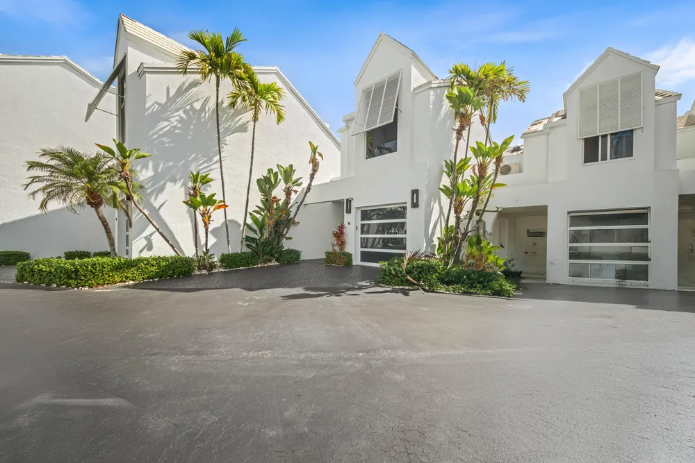 2115 S Ocean Blvd, Delray Beach, FL 33483