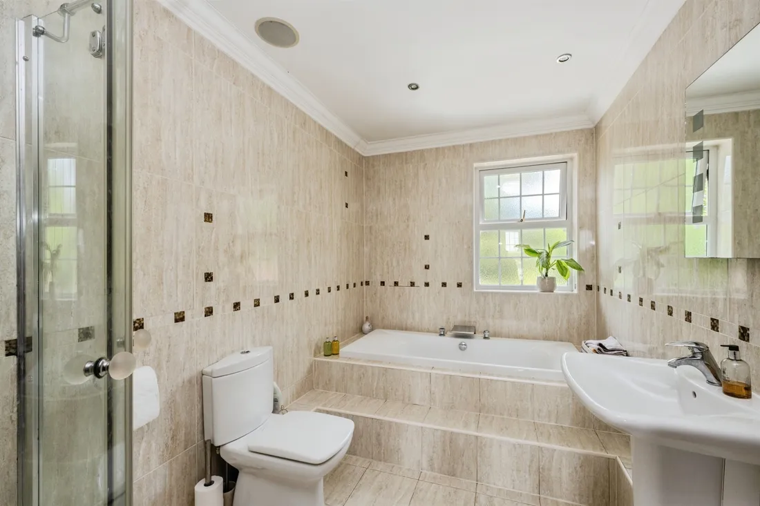 Property photo 28