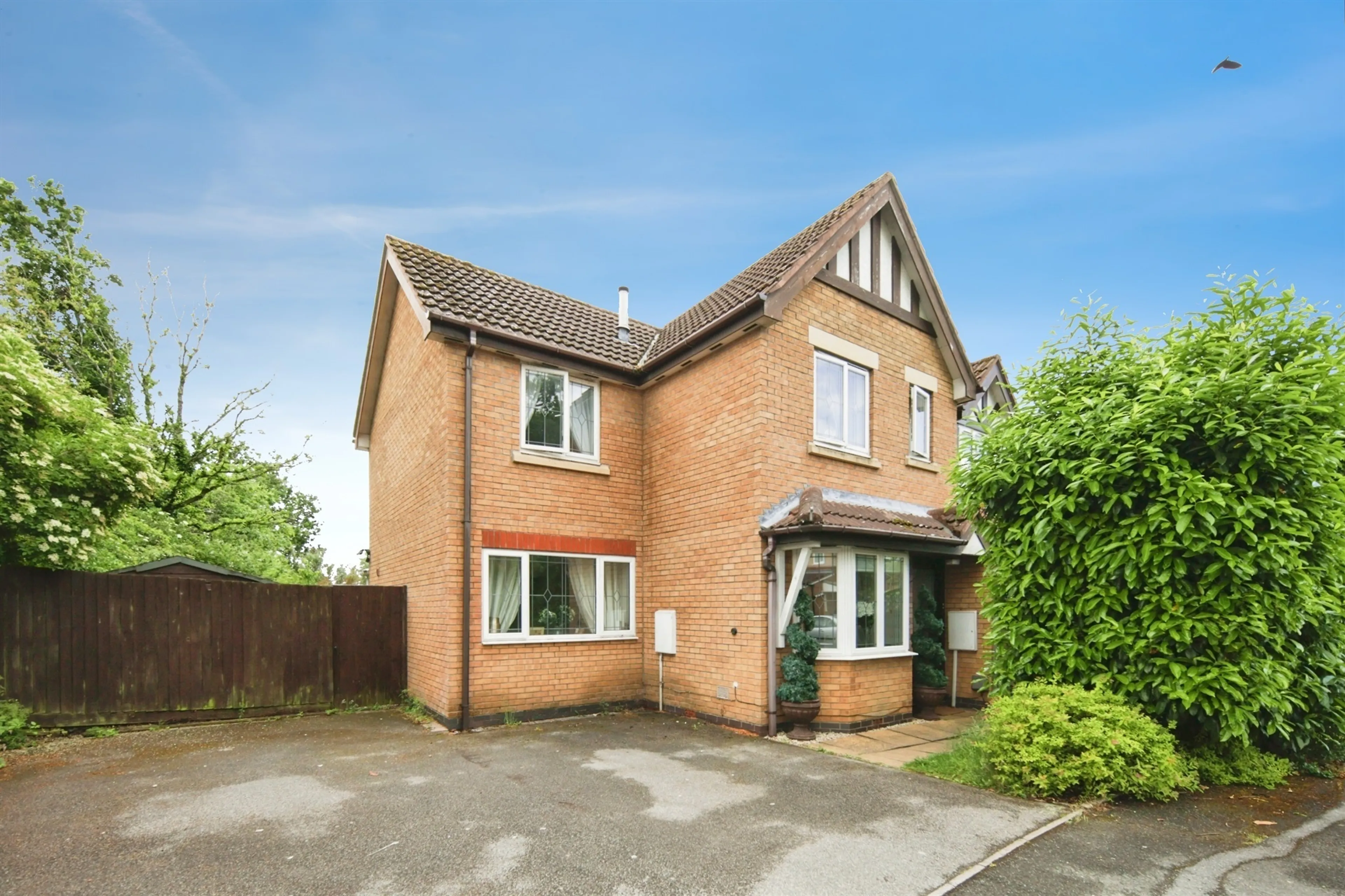 Property photo 0