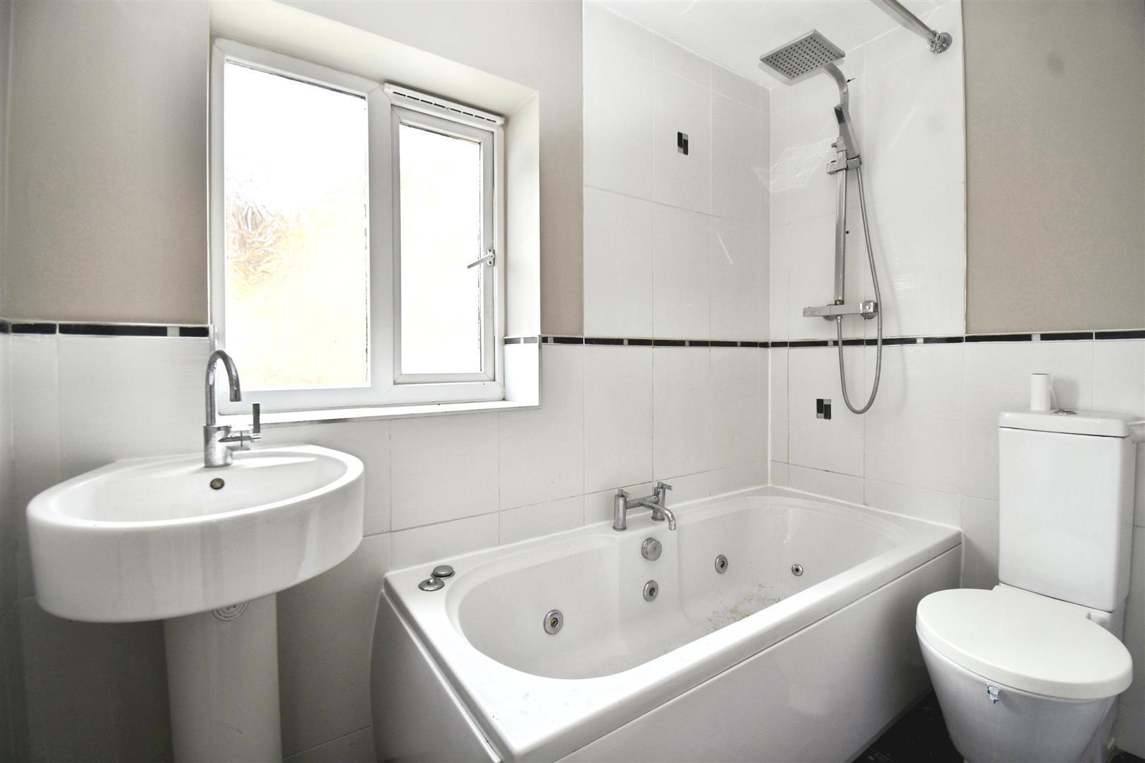Brecon Drive, Kingswood, Hull Image 15