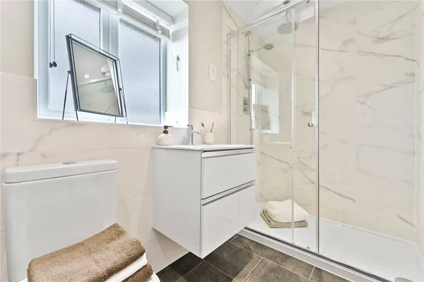 Trevow Heights, Carrine Road, TR1 photo 6