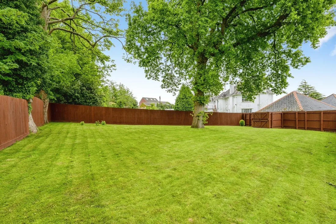 Property photo 34
