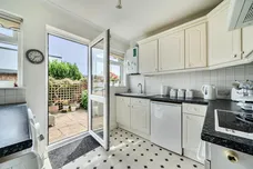 Lavender Hill, Enfield