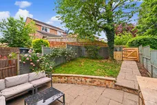 Grove Gardens, Tring