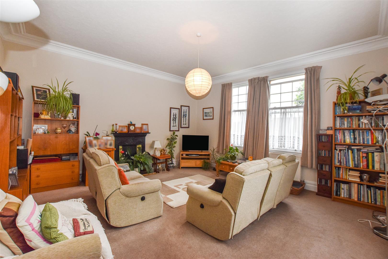 South Lane, Hessle Image 3