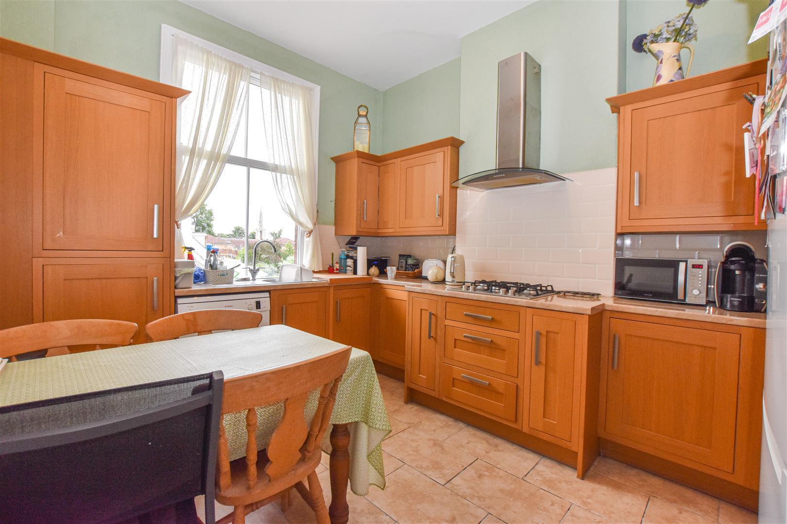 South Lane, Hessle Image 4