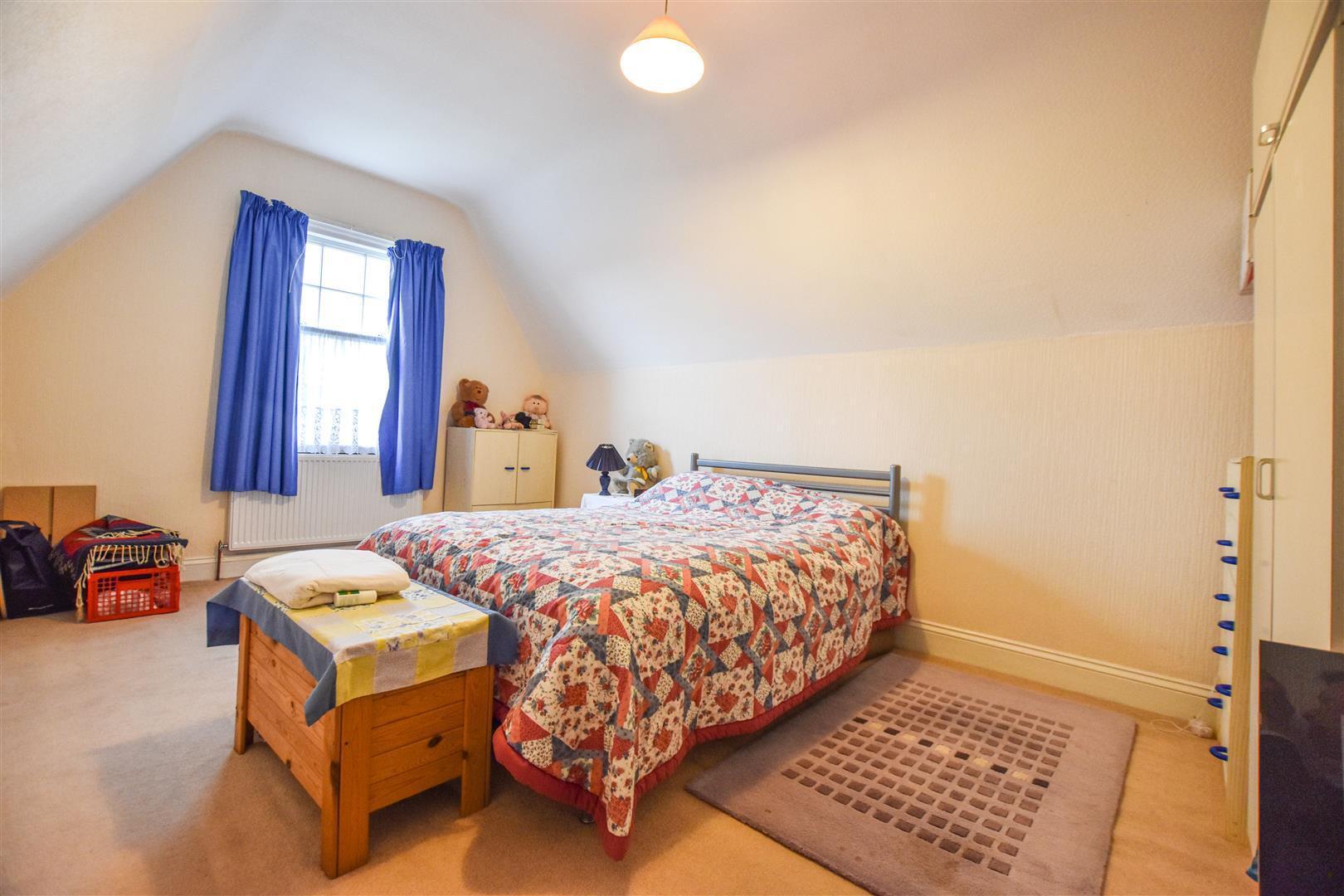 South Lane, Hessle Image 11
