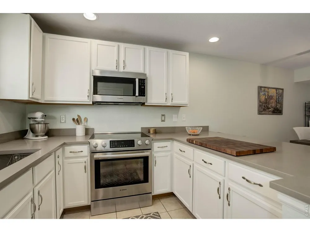 4116 Riley Dr, Longmont, CO 80503