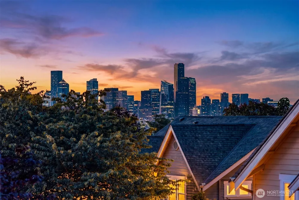 3280 SW Graham St, Seattle, WA 98126