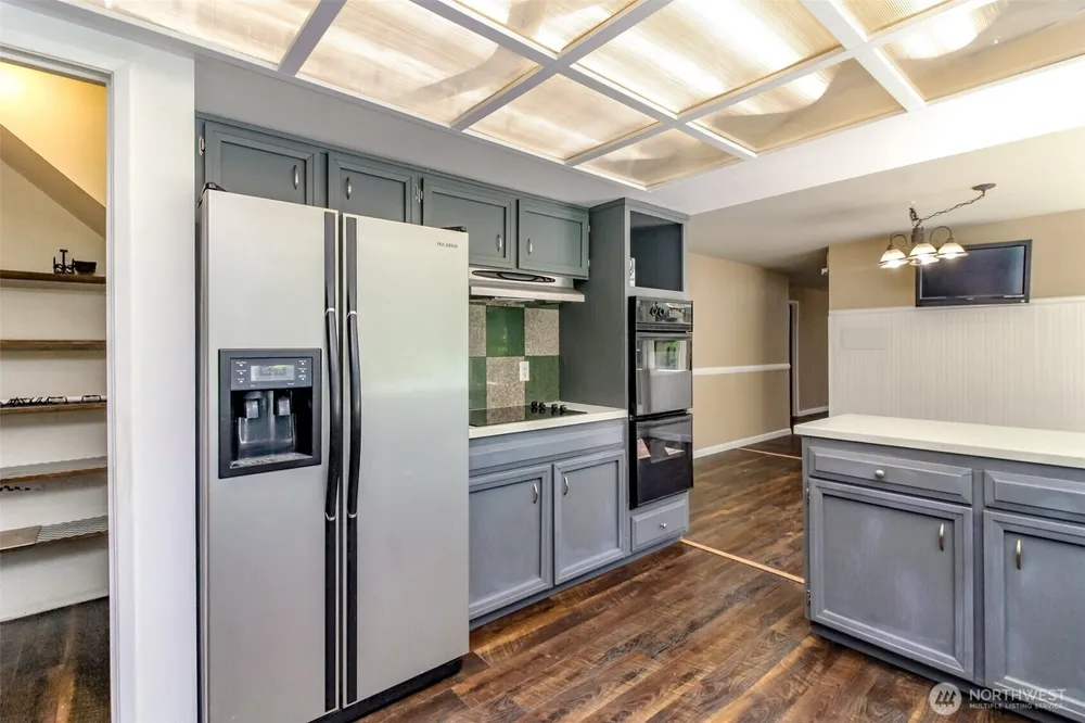14823 SE 172nd Pl, Renton, WA 98058