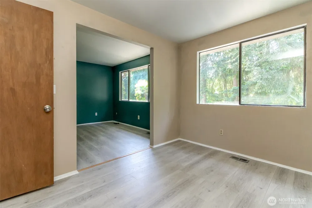14823 SE 172nd Pl, Renton, WA 98058
