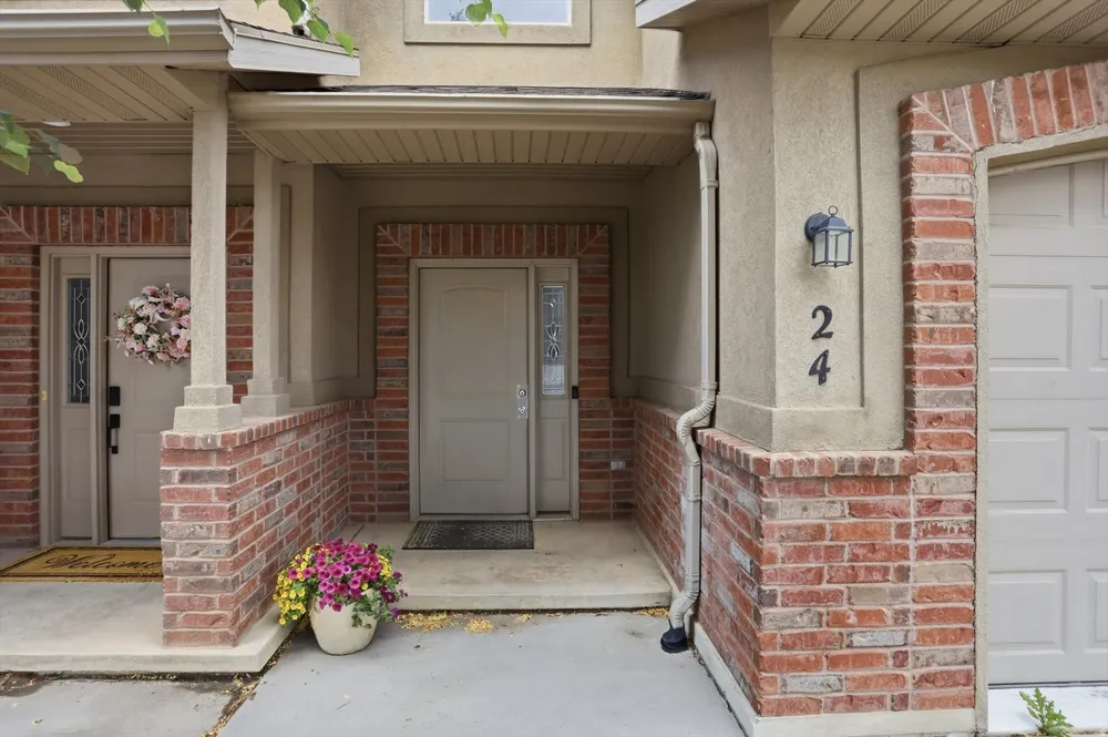 318 E 2275 N, North Ogden, UT 84414