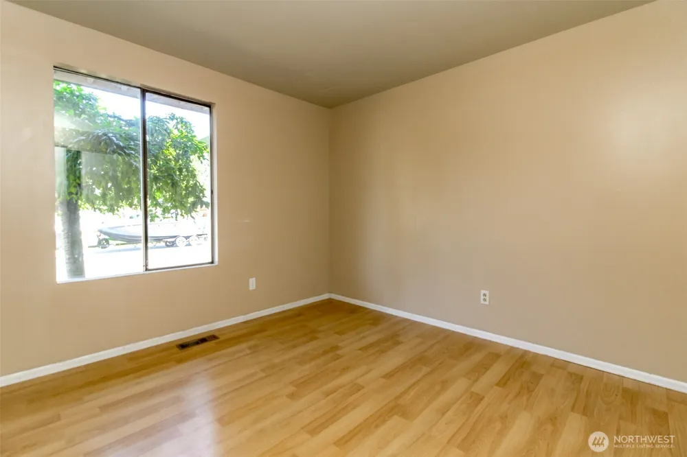14823 SE 172nd Pl, Renton, WA 98058