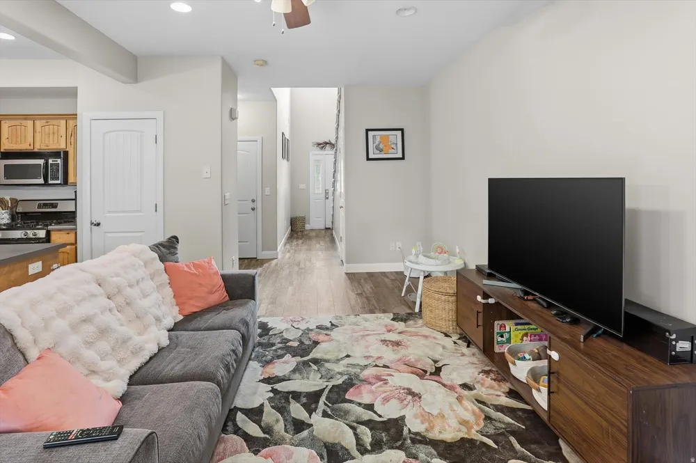 318 E 2275 N, North Ogden, UT 84414
