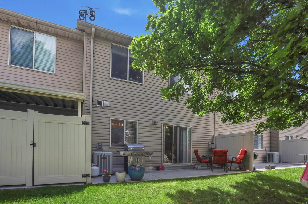 318 E 2275 N, North Ogden, UT 84414