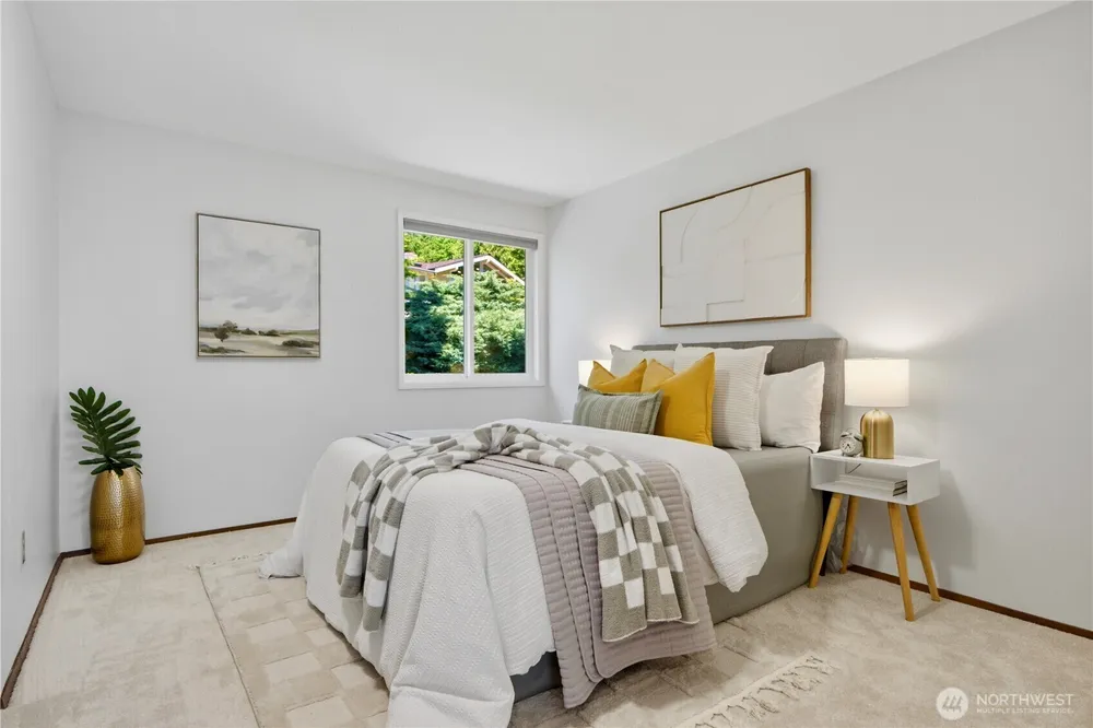 6004 140th Ave SE, Bellevue, WA 98006
