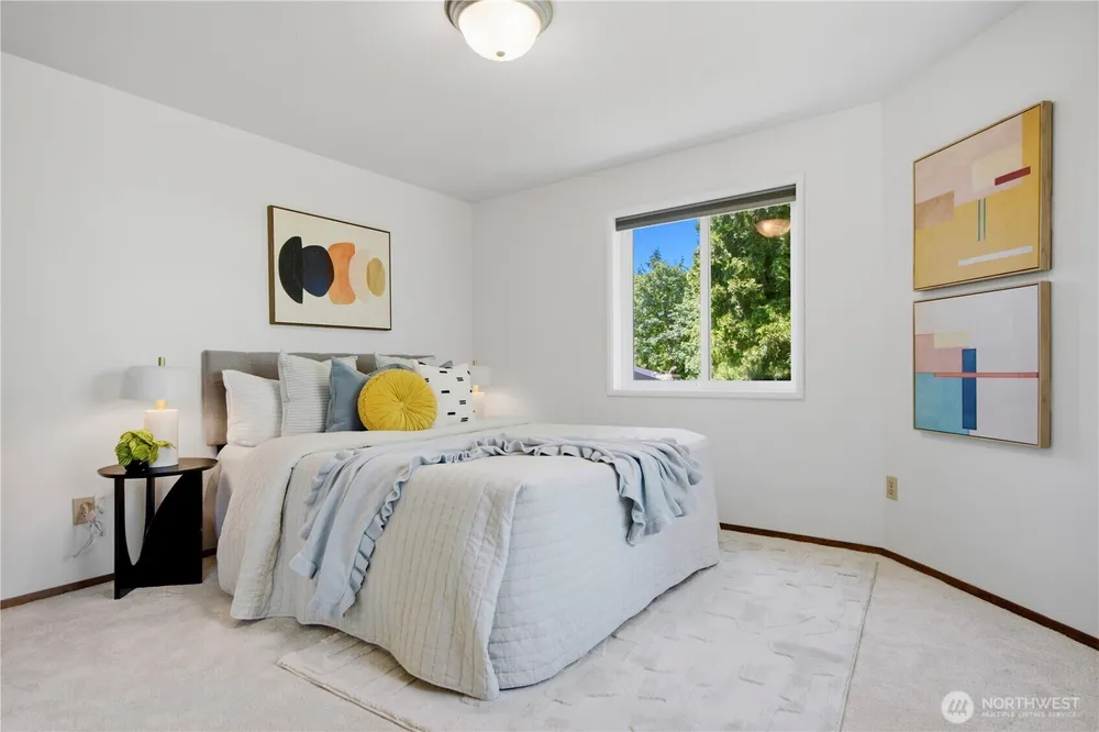 6004 140th Ave SE, Bellevue, WA 98006