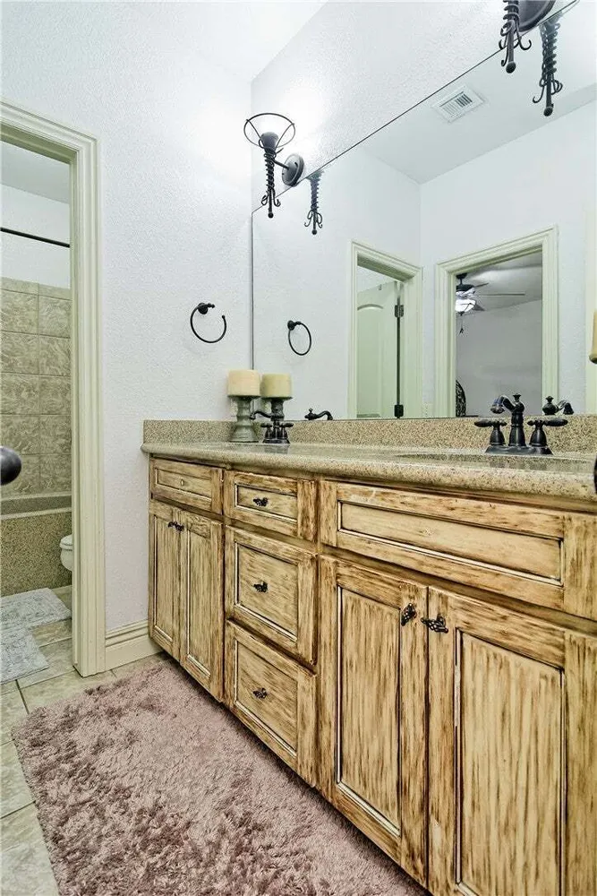 2680 Charismatic Ave, Springdale, AR 72762