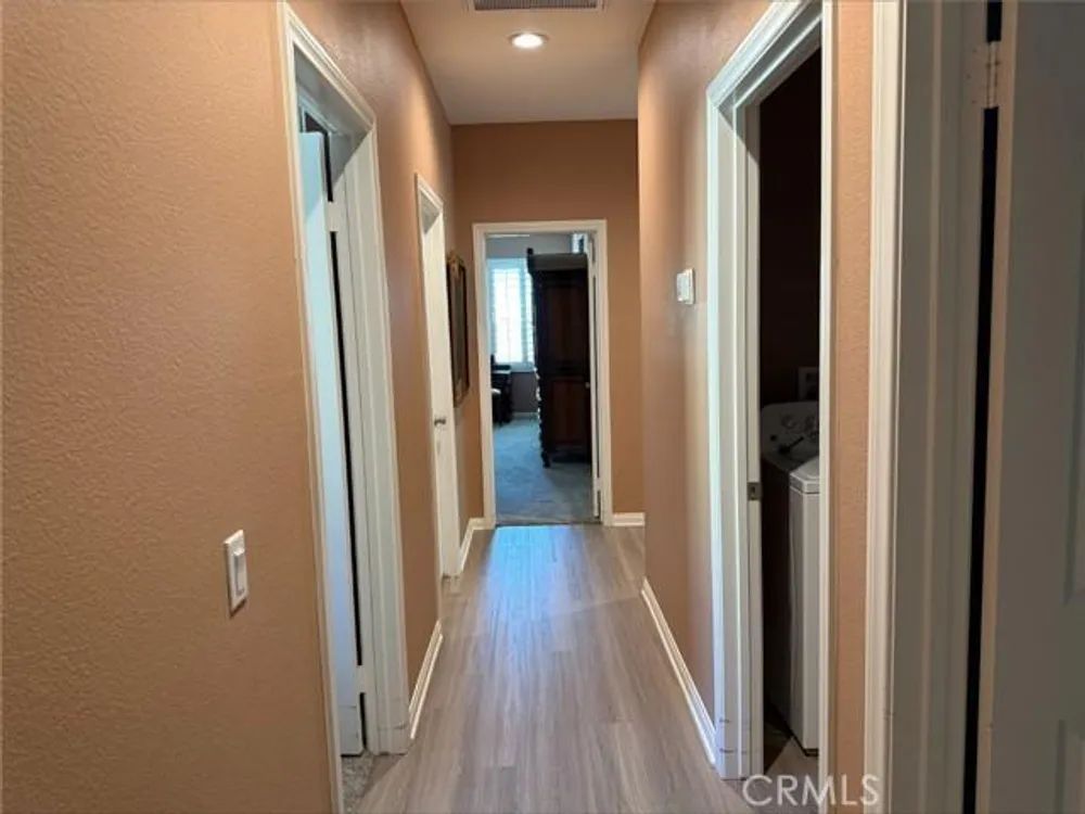 553 Chalakat Ct, San Jacinto, CA 92582