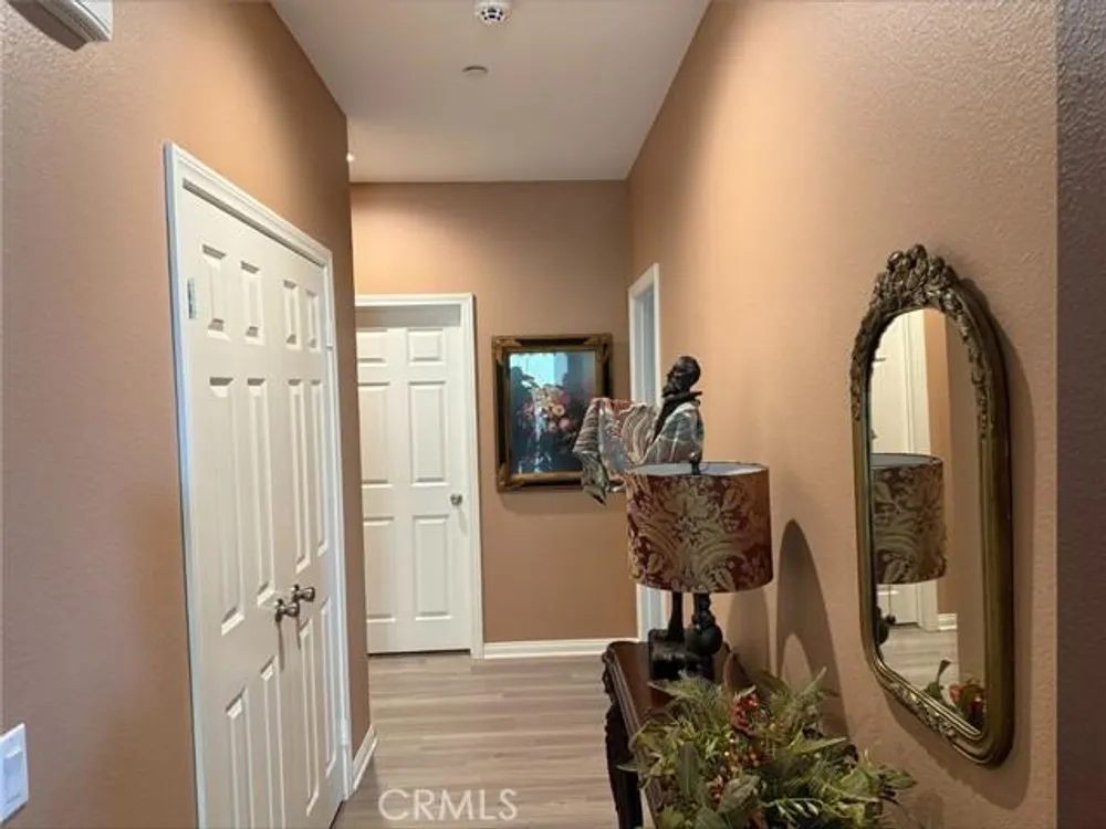 553 Chalakat Ct, San Jacinto, CA 92582