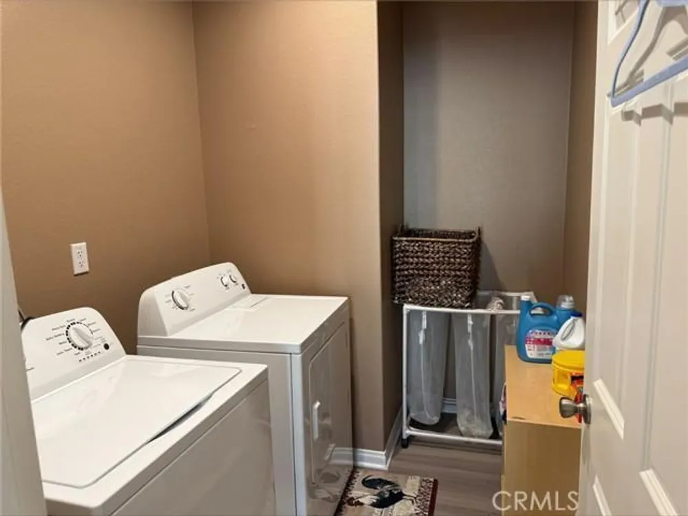 553 Chalakat Ct, San Jacinto, CA 92582