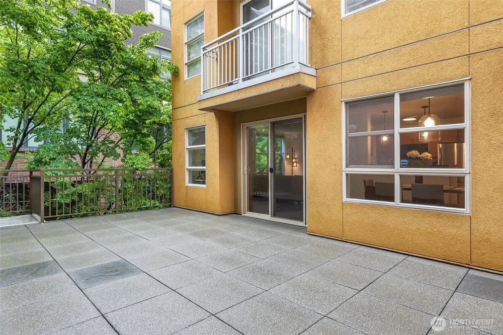 118 107th Ave NE, Bellevue, WA 98004