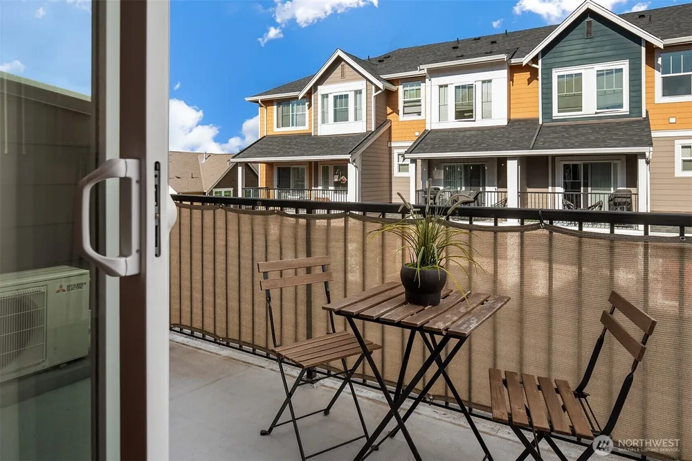 3280 SW Graham St, Seattle, WA 98126