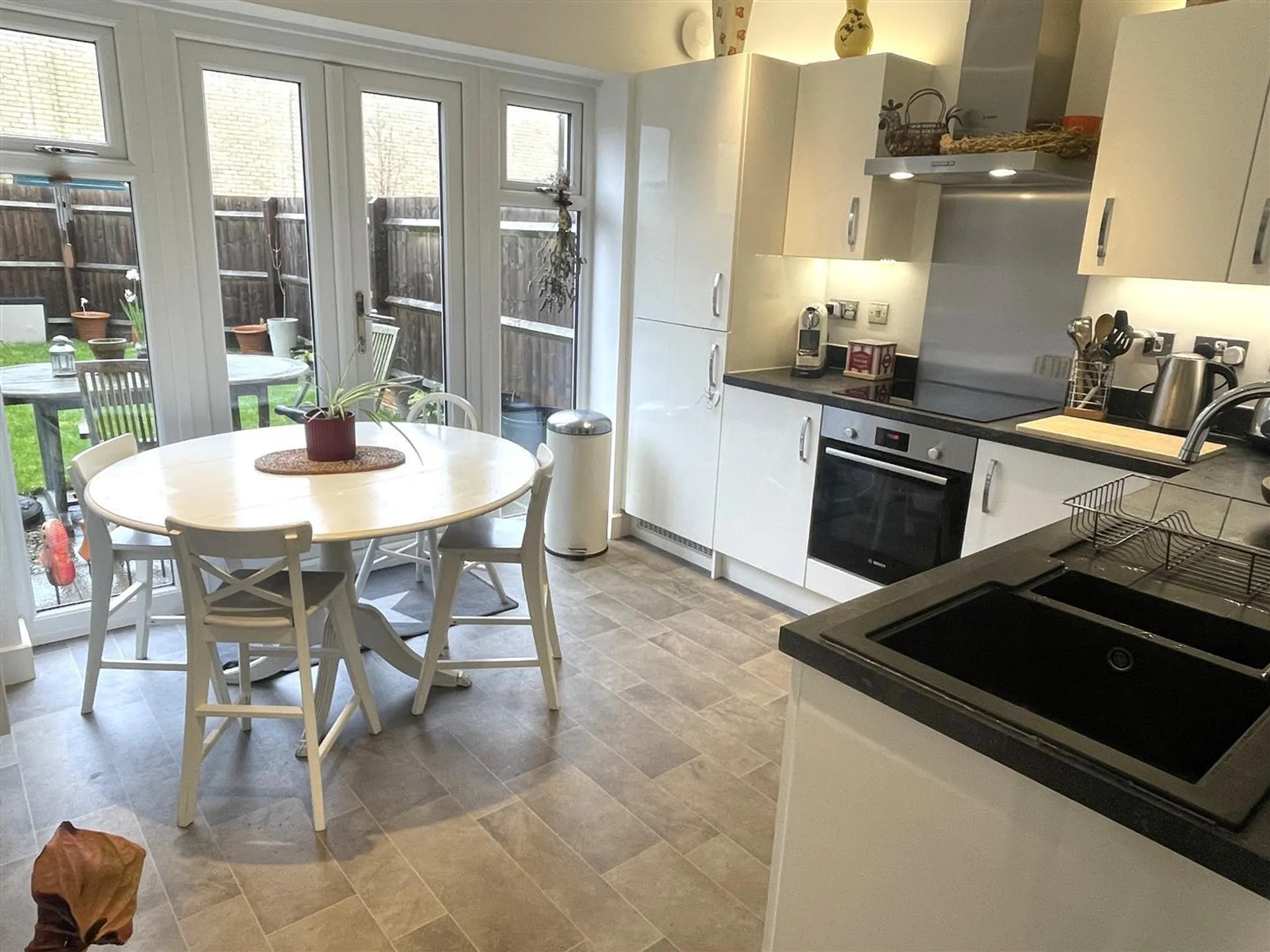 Property photo top 1