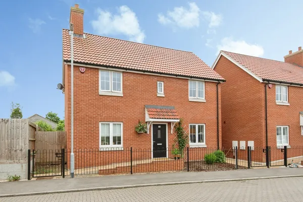 Arlesey Road, Henlow, Bedfordshire, SG16