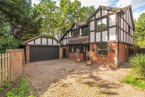 Fyfield Close, Bromley, BR2
