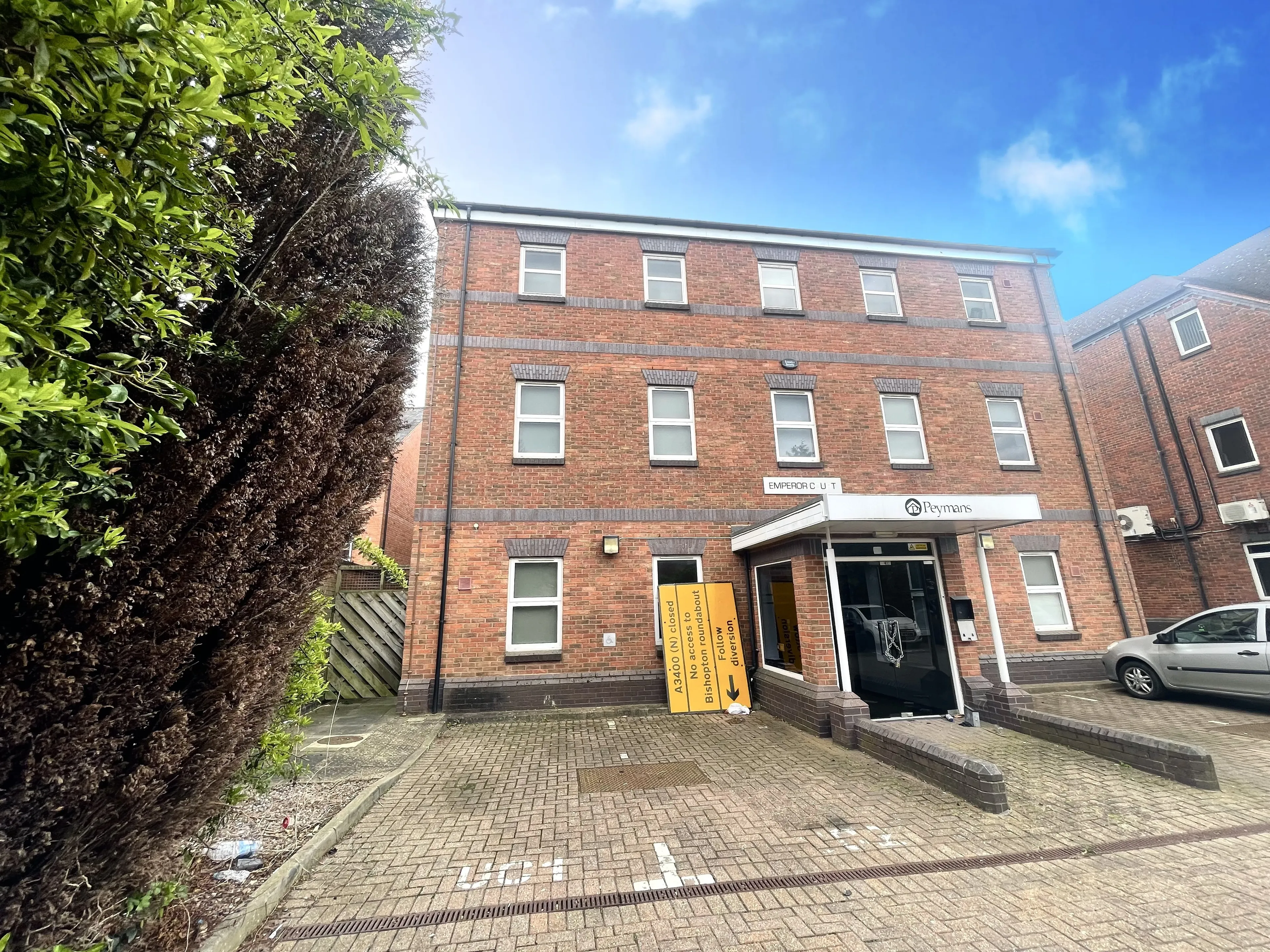 Property photo 0