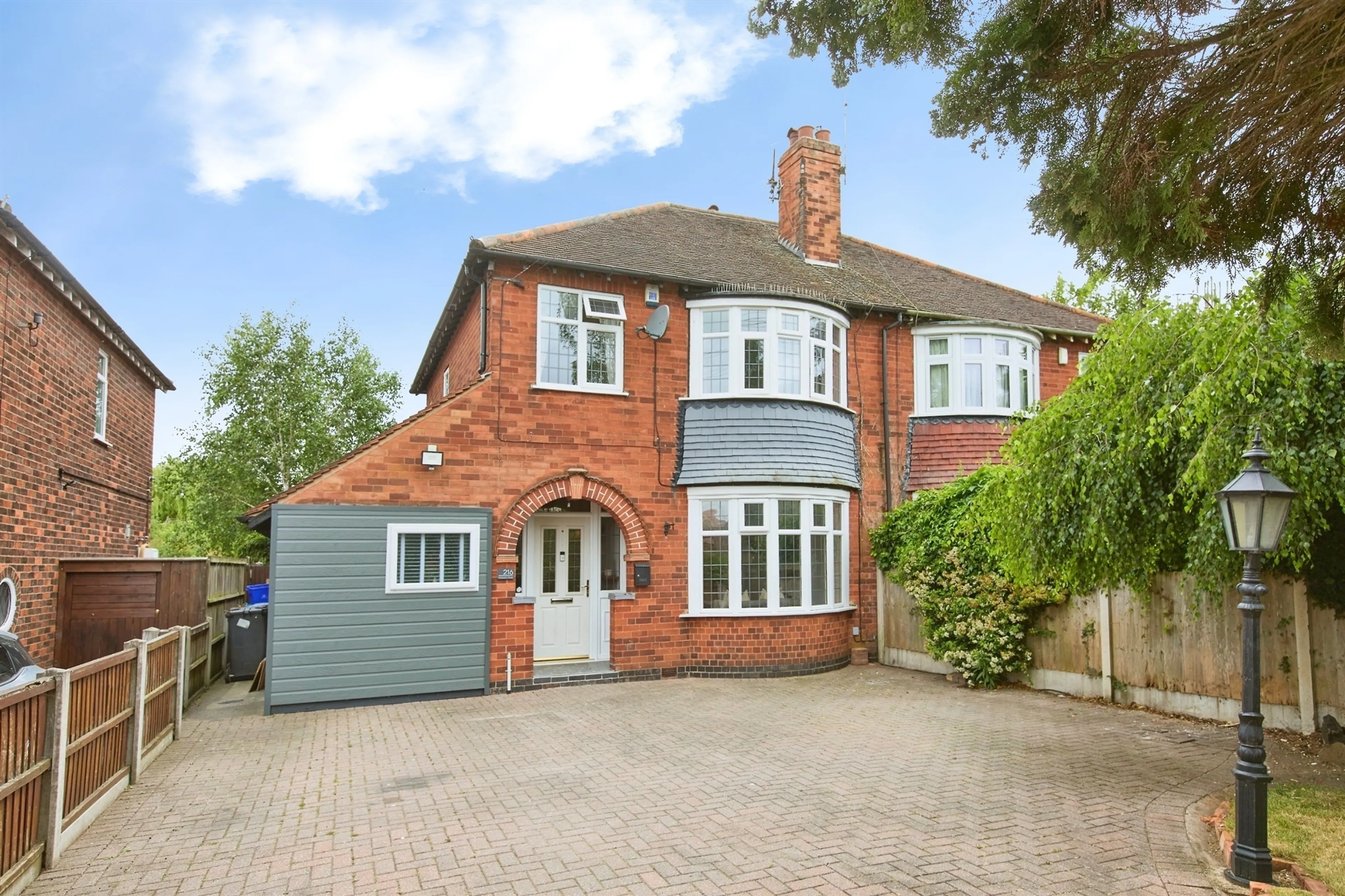 Property photo 0
