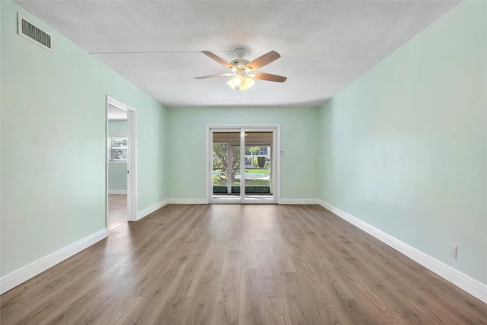 1951 NE 39th St, Lighthouse Point, FL 33064