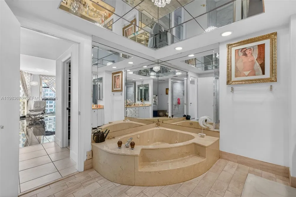 20281 E Country Club Dr, Aventura, FL 33180